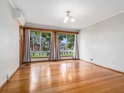 2 Japonica Court, Newcomb