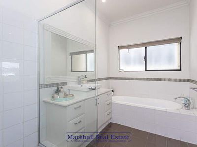 2 James Spiers Drive, Wanneroo