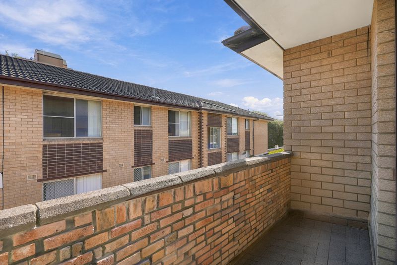 6 / 11 Gibbons Street, Auburn