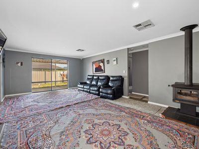 1 Vichy Close, Piara Waters