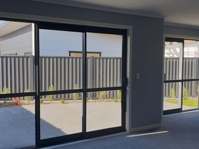 27 Kaki Drive, Kenepuru