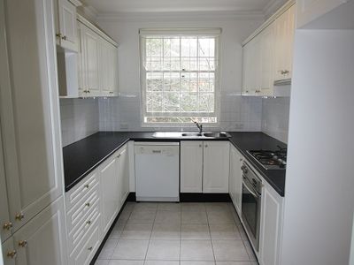 7 / 10 Larkin Street, Roseville