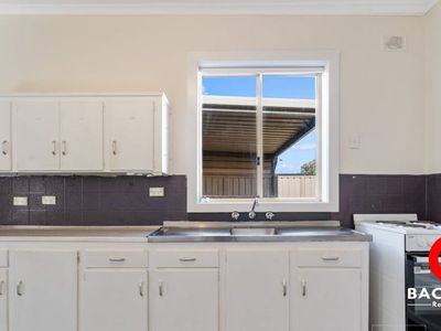 80 Yorktown Road, Elizabeth Park