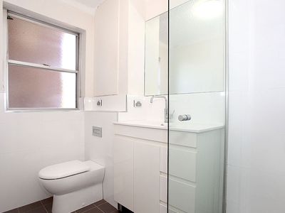 33 / 24-26 Meadow Crescent, Meadowbank