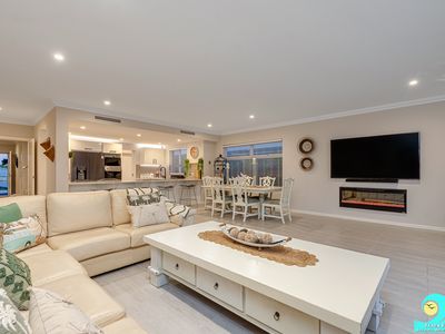 15 Seaside Avenue, Yanchep