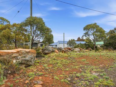 3 Anglers Crescent, Miena