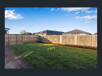 43 Hawkestone Street, Melton South