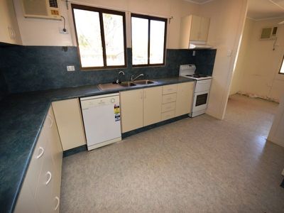 40 Cassowary Street, Longreach