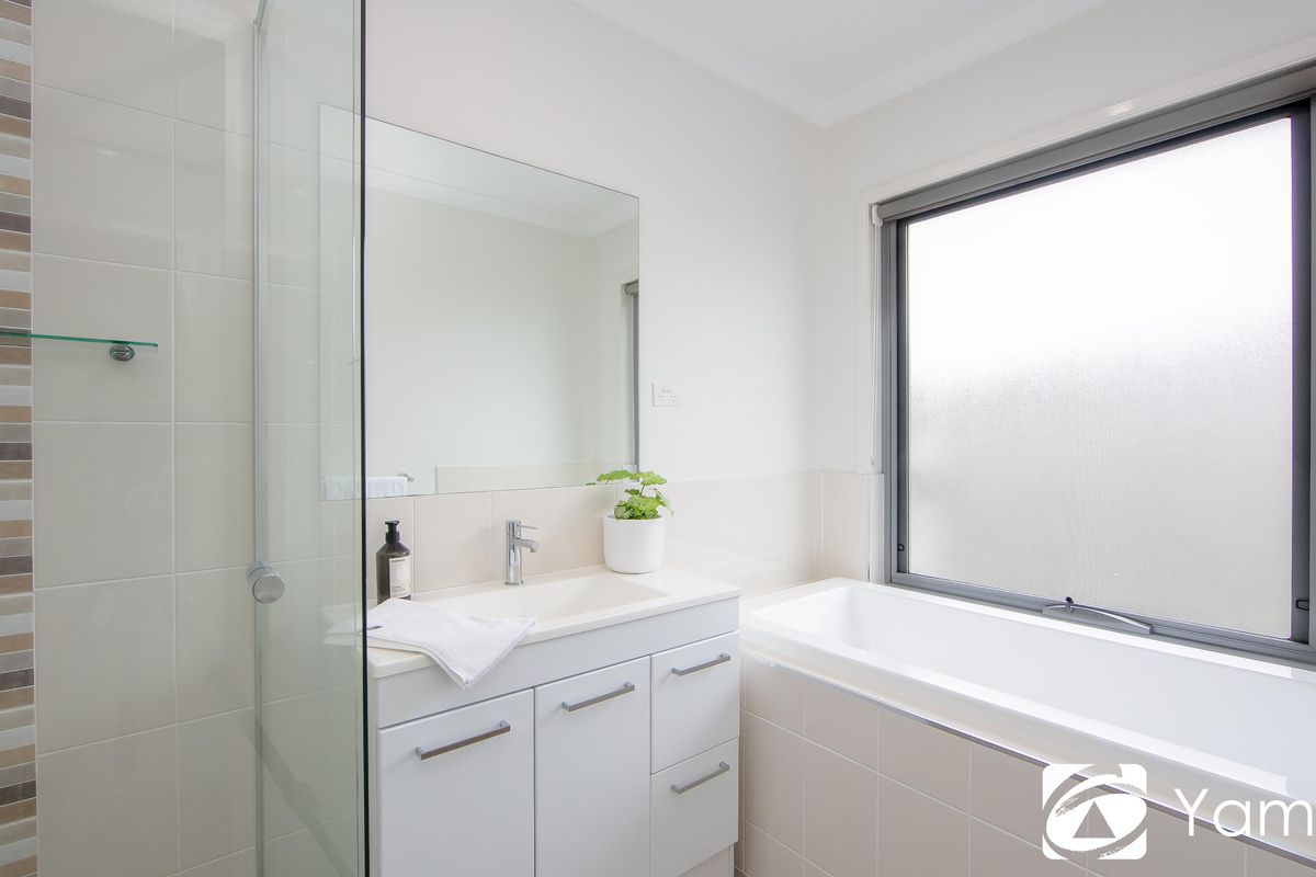 7A Lakes Boulevard, Wooloweyah