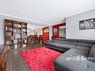 11 Mollisons Hill, Hampton Park
