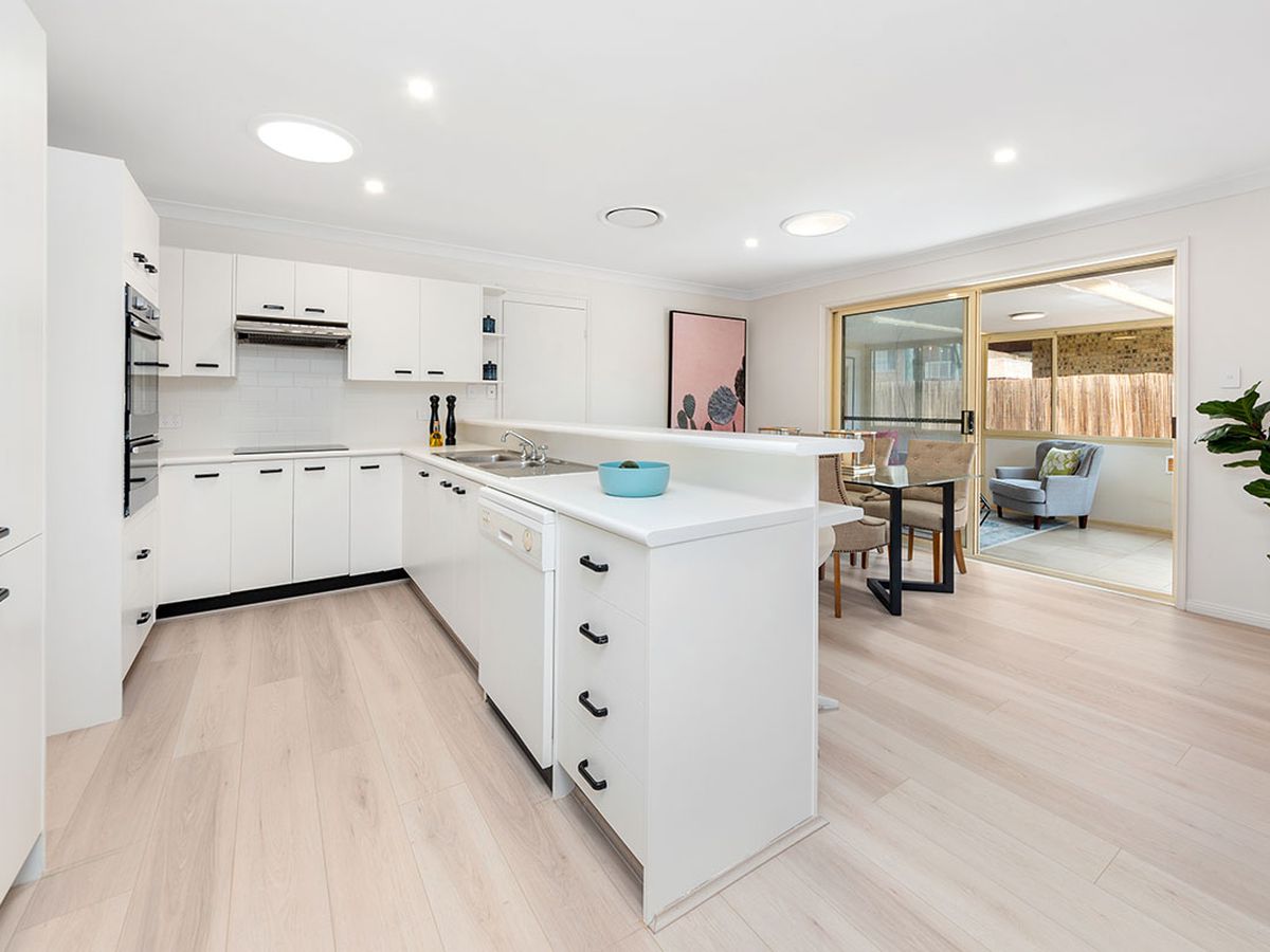 4 / 10 Station Street, Woy Woy