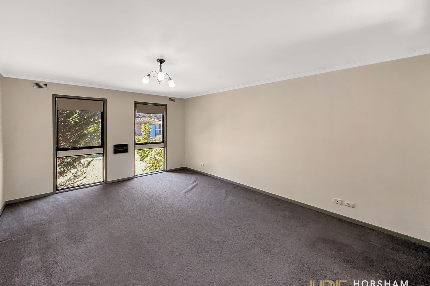 11 Dougherty Street, Horsham