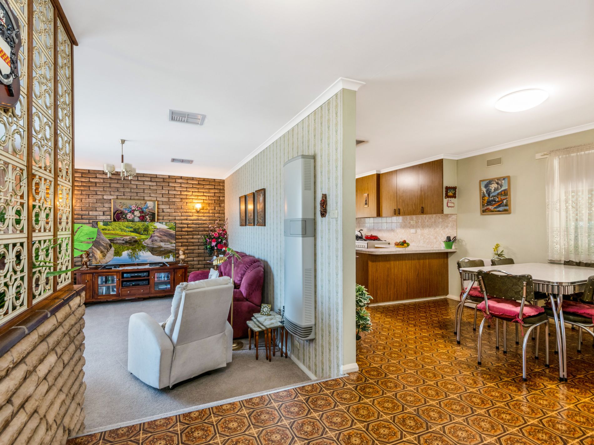 286 Mackenzie Street West, Kangaroo Flat Ollie James Real Estate