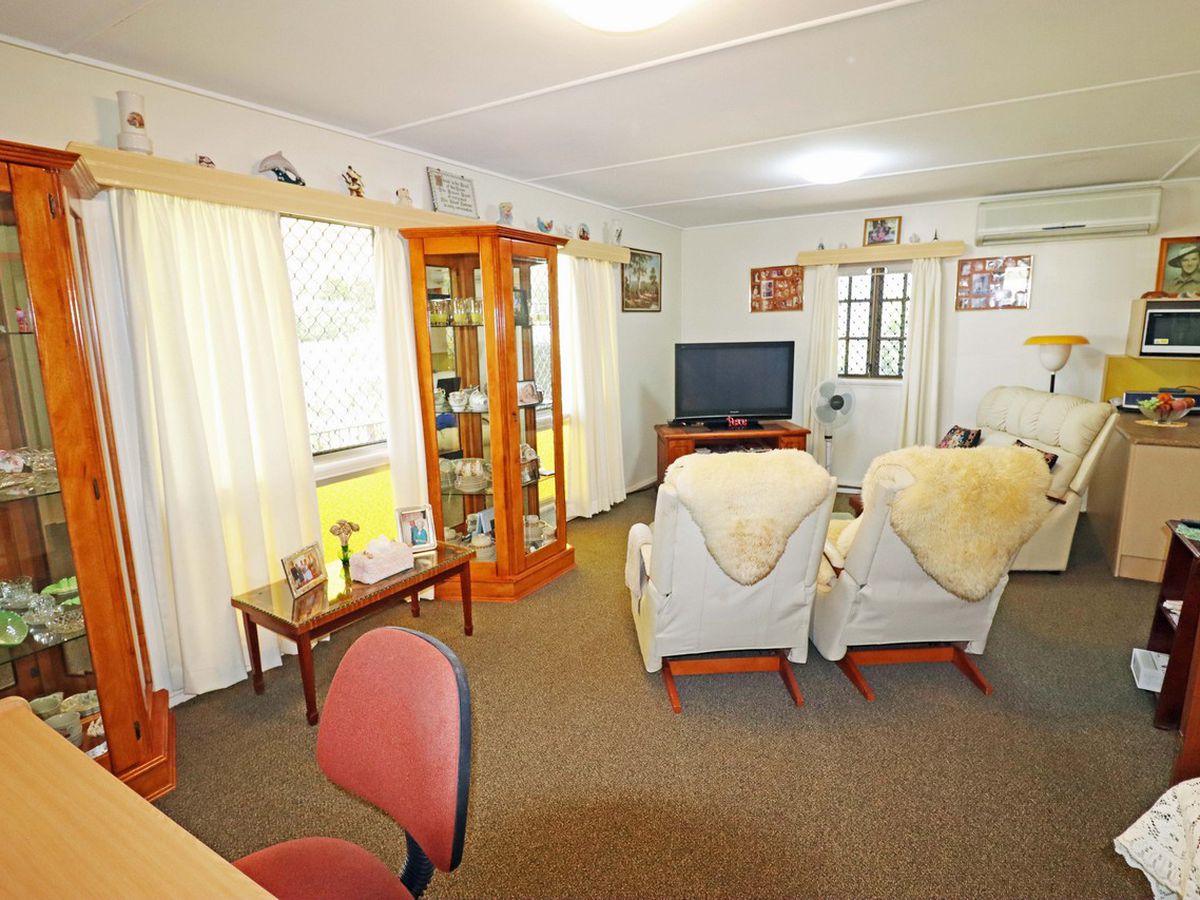 19 Fifth Avenue, Atherton