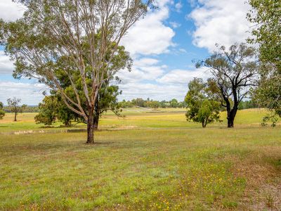 18L North Burrabadine Road, Dubbo