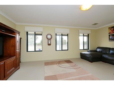 3 Bangap Place, Oakford