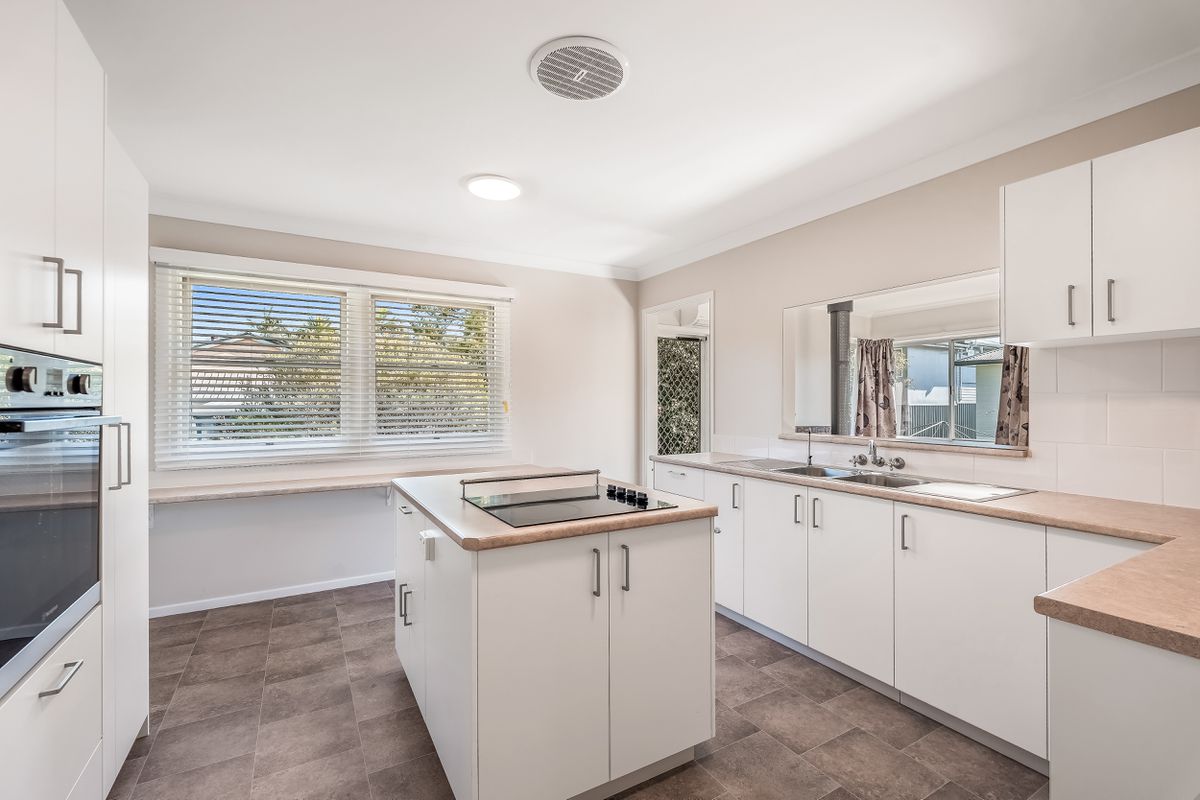 16 Eden Place, Girards Hill
