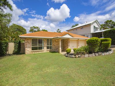 6 Hoop Place, Forest Lake