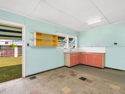 120 Mcleod Street, Cairns City