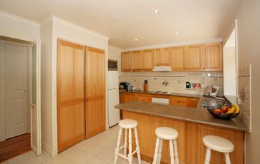15 Paul Grove, Beaconsfield Upper