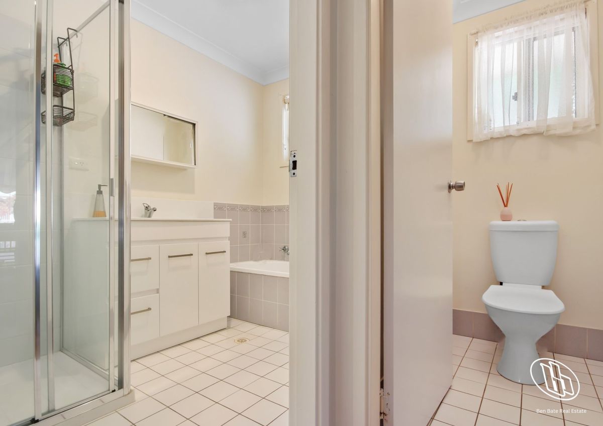 42 Mummaga Lake Drive, Dalmeny