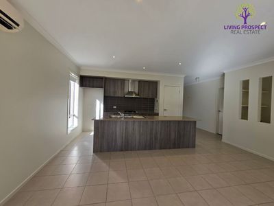 12 Atkinson Close, Point Cook