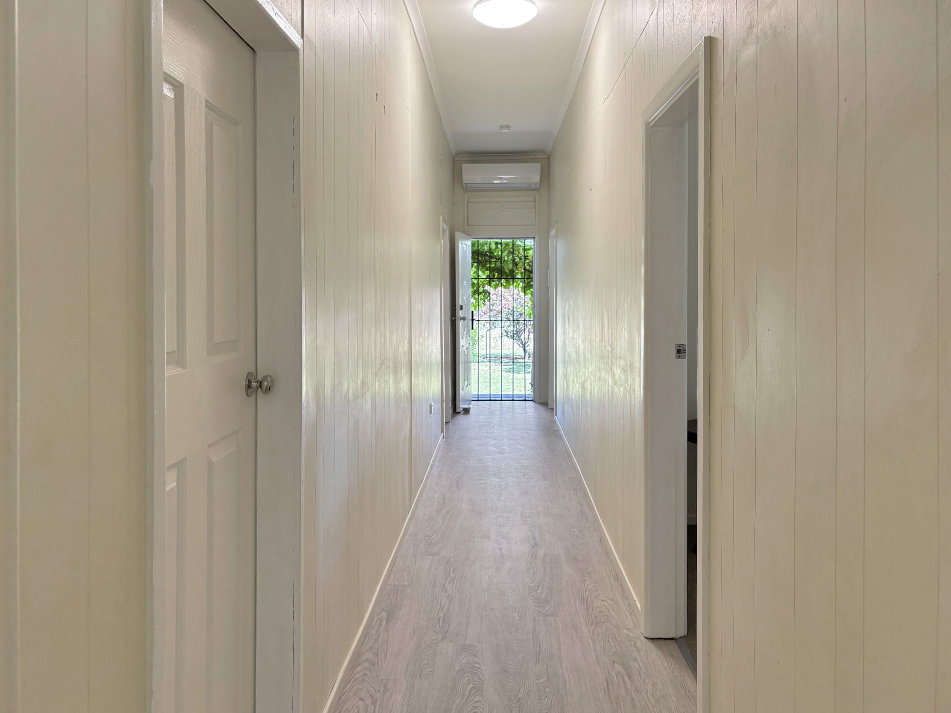 2-4 Breeza Street, Carroll