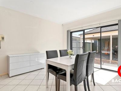 5 Cobblers Court, Mawson Lakes