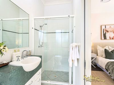 13 Amanu Crescent, Pacific Pines