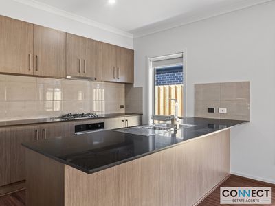 10 Yardi Way, Clyde North