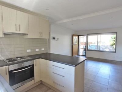 13 Malcolm, Mansfield