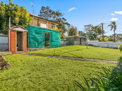 33 Tait Avenue, Kanahooka