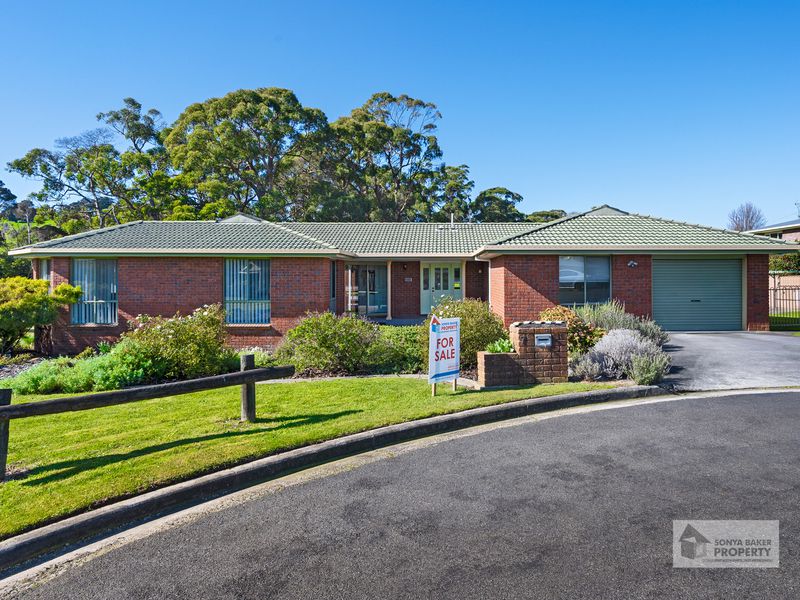 Real Estate Agent in Wynyard, Tasmania Sonya Baker Property