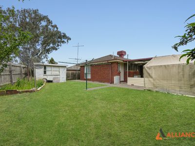 27 Plowman Court, Epping
