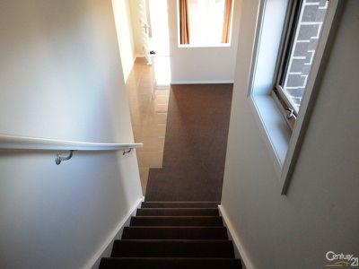 2 / 31 Beckington Crescent, Hampton Park