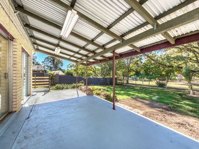 3 Prunda Parade, Raceview