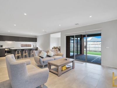 72 Brightvale Boulevard, Wyndham Vale