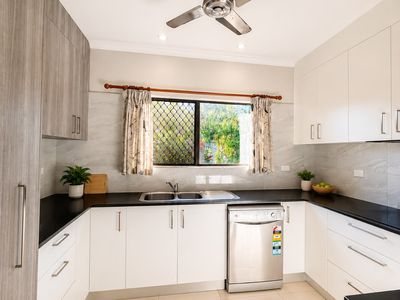9 Compass Court, Woodroffe