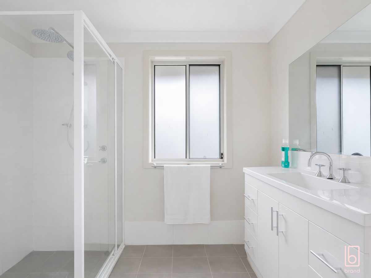 28 Satinash Drive, Hamlyn Terrace