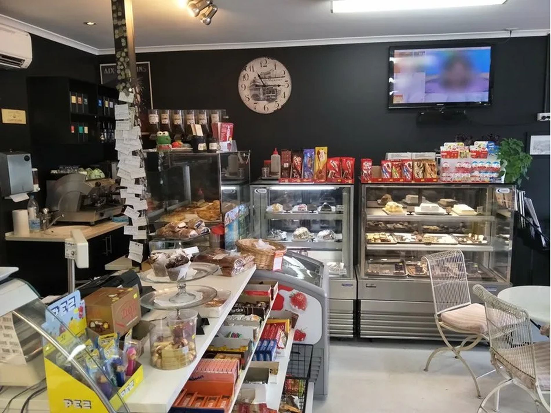 Deli and cafe for sale