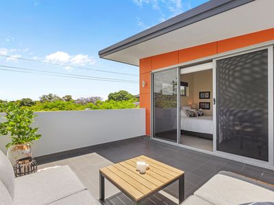 1 / 111 Summers Street, Perth