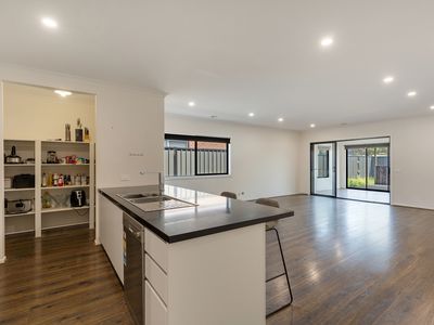 42 Riceflower Rise, Wallan