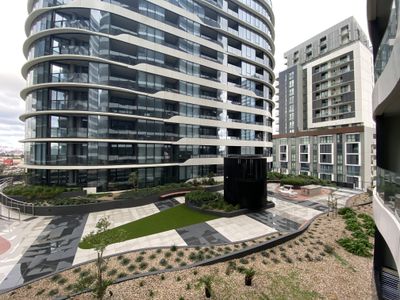 508 / 8 Hallenstein Street , Footscray