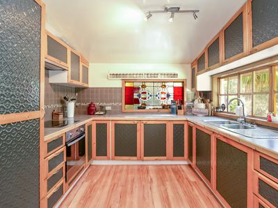 39 Ambers Drive, Heathcote
