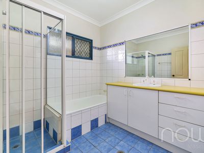 5 Wodyetia Close, Durack