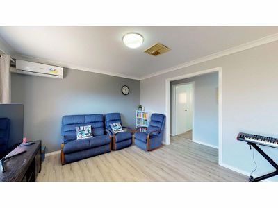 6 Magpie Close, Dubbo
