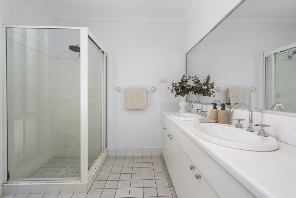 12 Glenrock Court, Wattle Grove