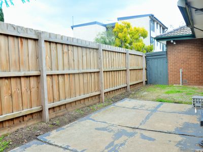 6 / 15 Bulla Road, Essendon