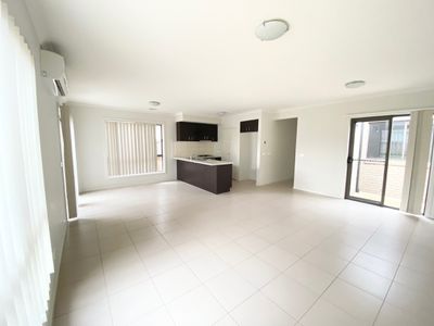 5 Bondi Parade, Point Cook