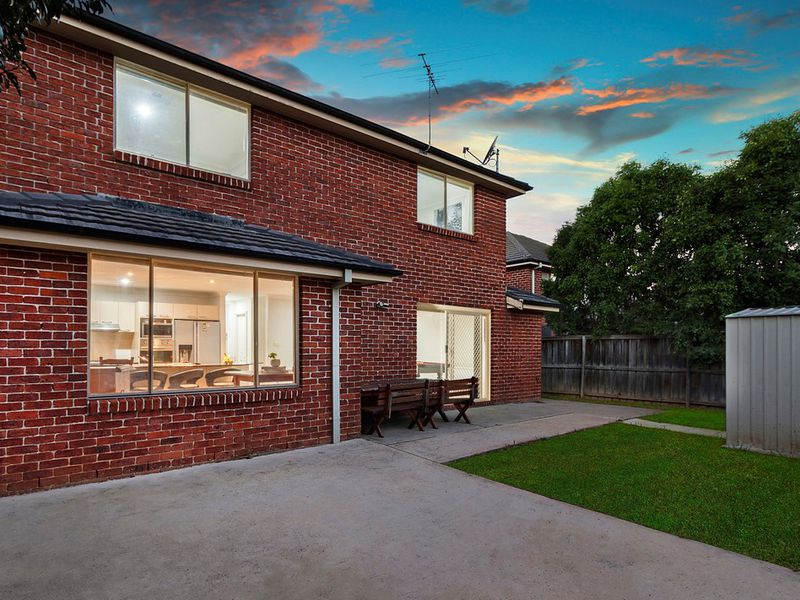 5 Garnet Grove, Glenwood